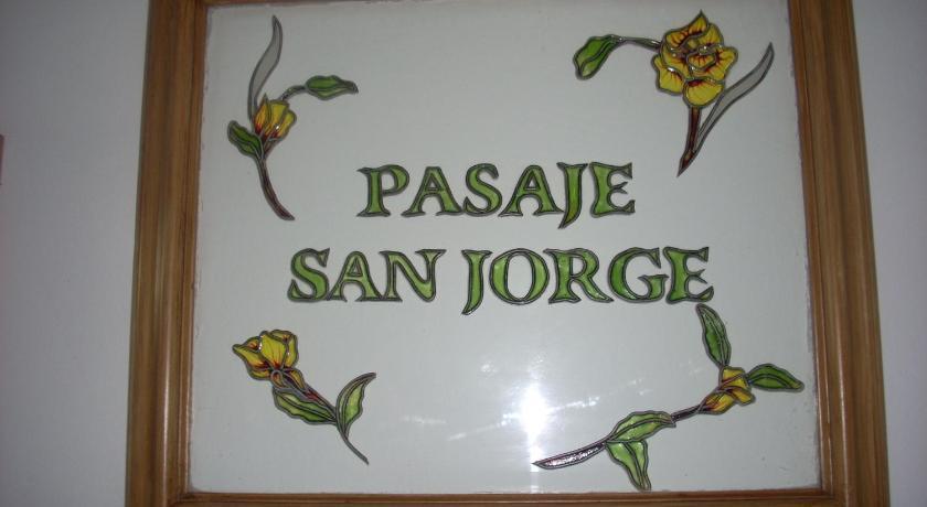 Pasaje San Jorge Hotel Comillas Bagian luar foto